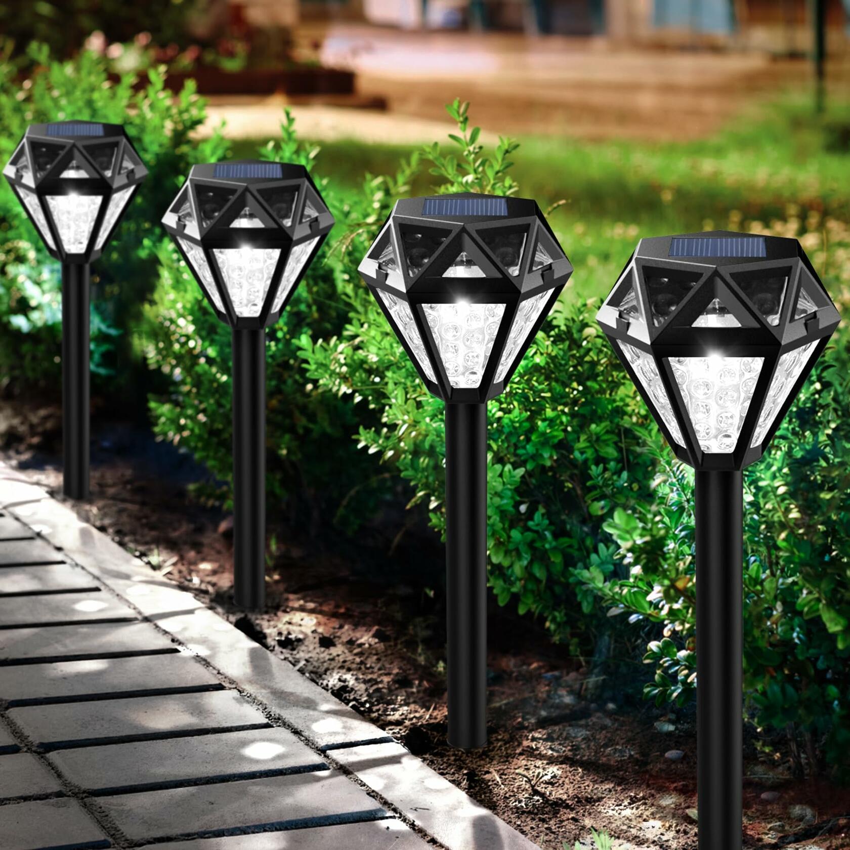 Ouddy Solar LED Garden Lights 4-Pack