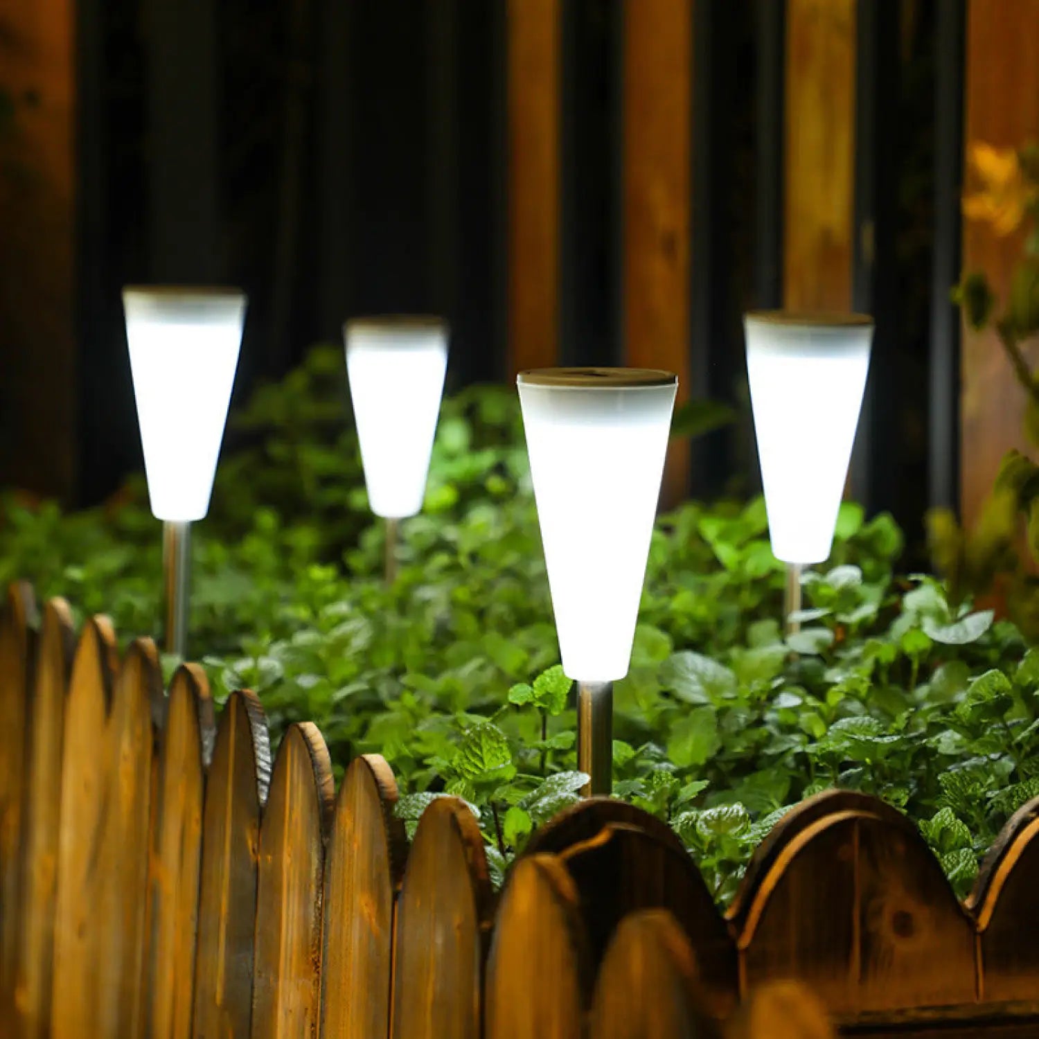 Solar Outdoor Lights – Decorative Street & Garden Lighting Set